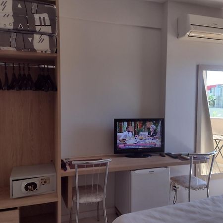 Aparthotel Golden Dolphin Express Caldas Novas Zewnętrze zdjęcie