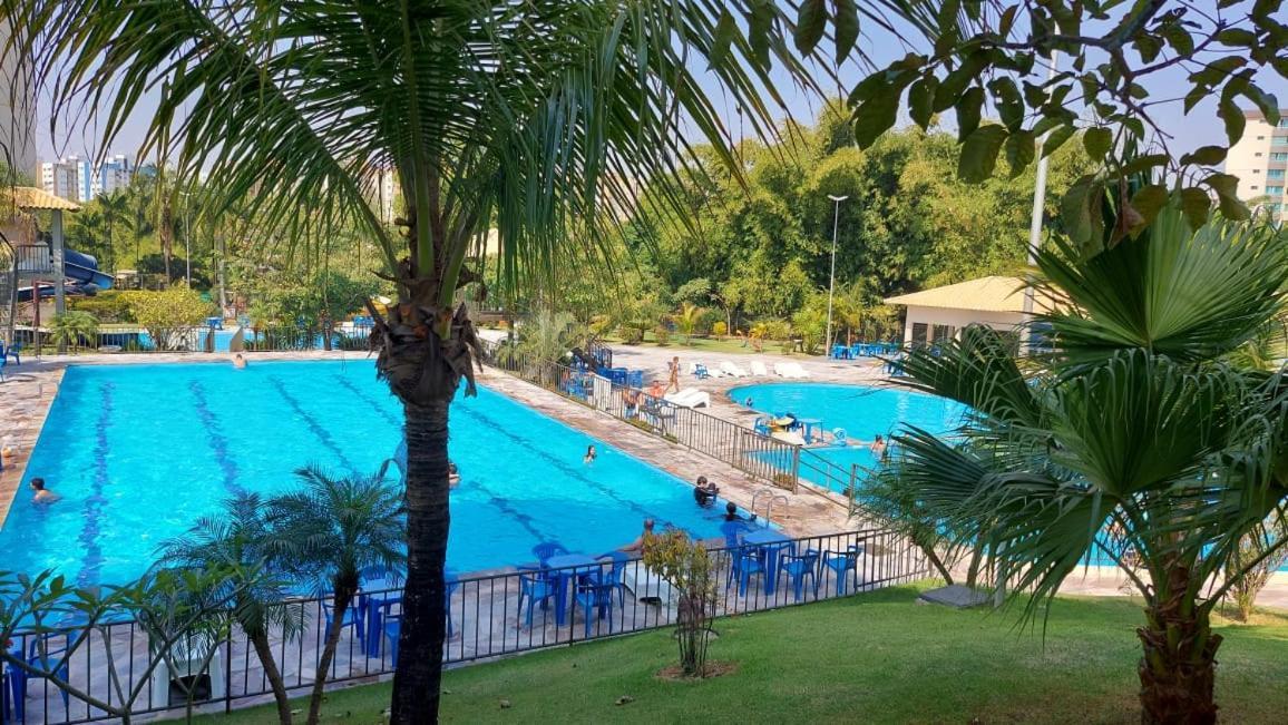Aparthotel Golden Dolphin Express Caldas Novas Zewnętrze zdjęcie
